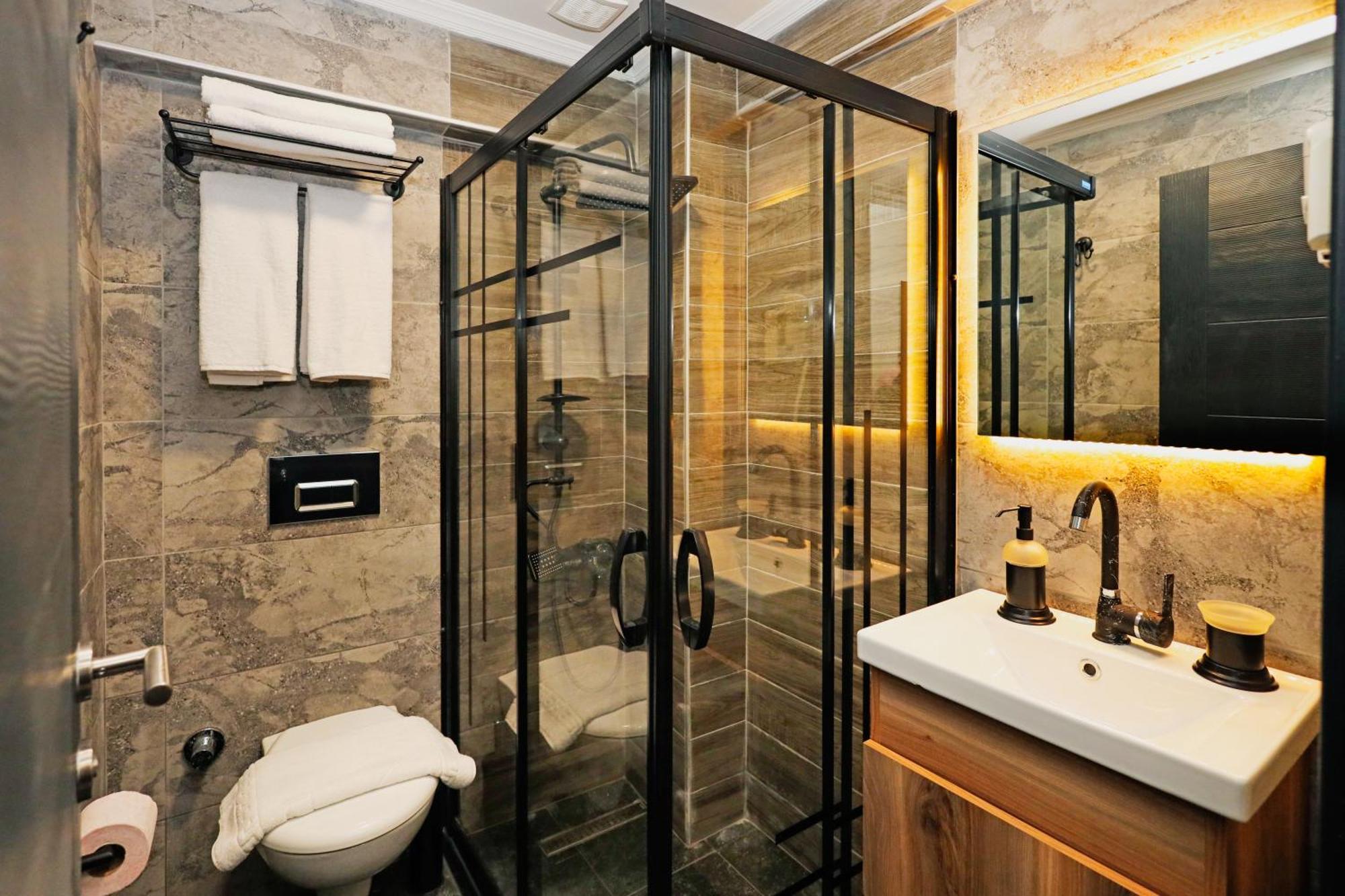 Galata Master Hotel อิสตันบูล ภายนอก รูปภาพ