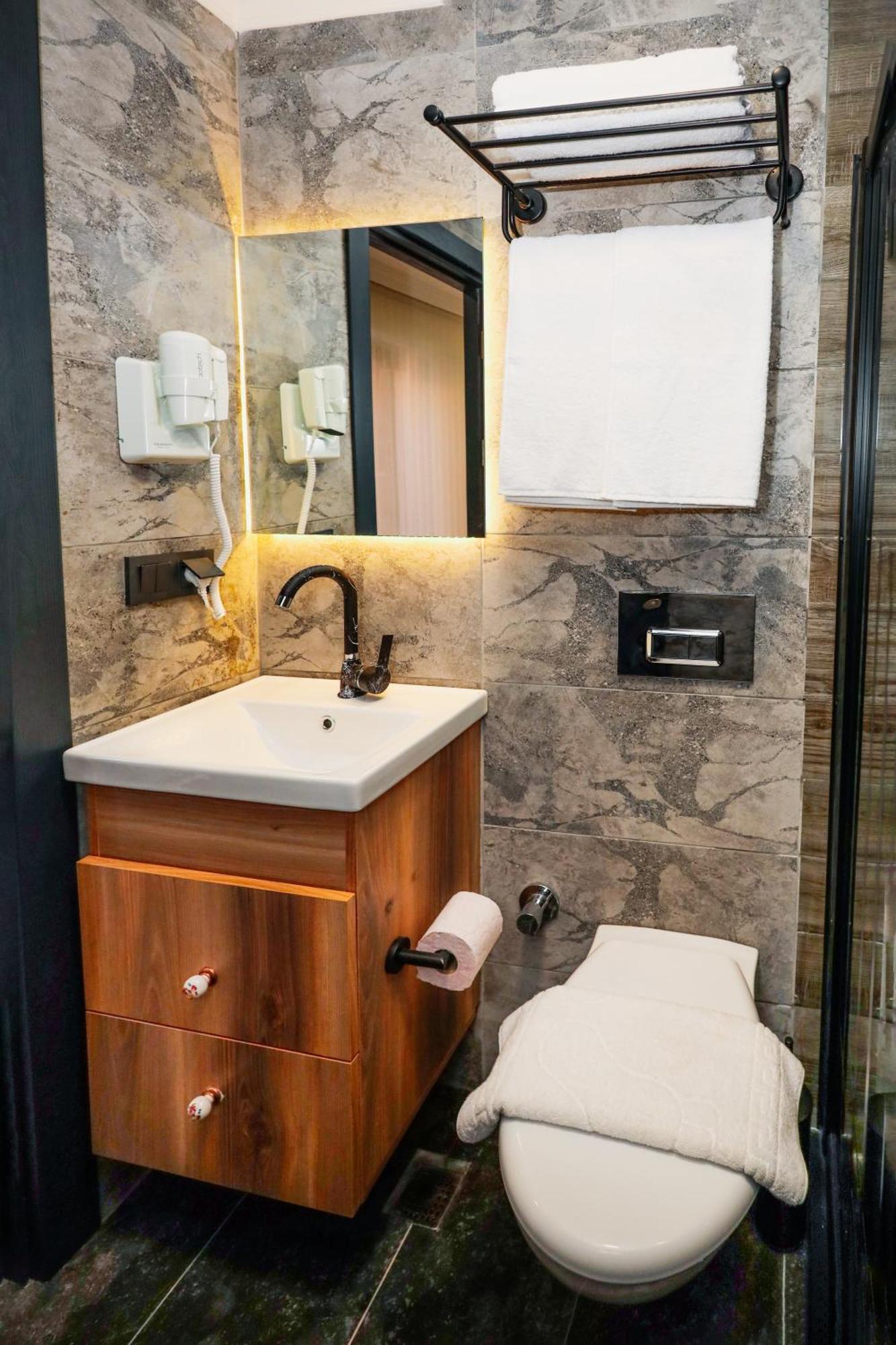 Galata Master Hotel อิสตันบูล ภายนอก รูปภาพ
